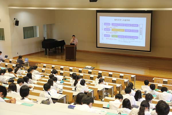 060709　高１海外大学基礎講座 (8).JPG
